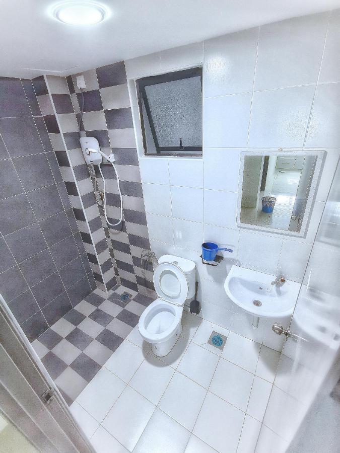 Aries Homestay Ipoh Exterior foto